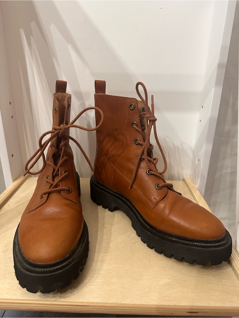 Madewell The Rayna Lace-Up Boot in Leather